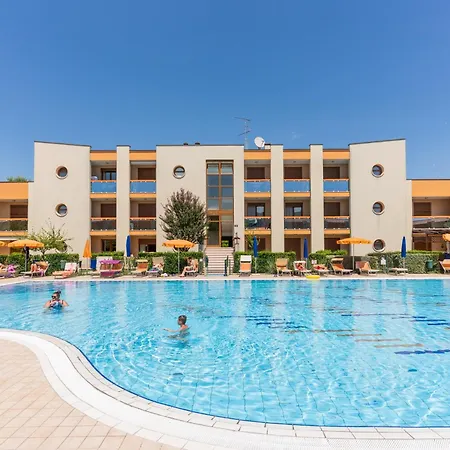 Ginepri Lido Altanea * 卡奥莱